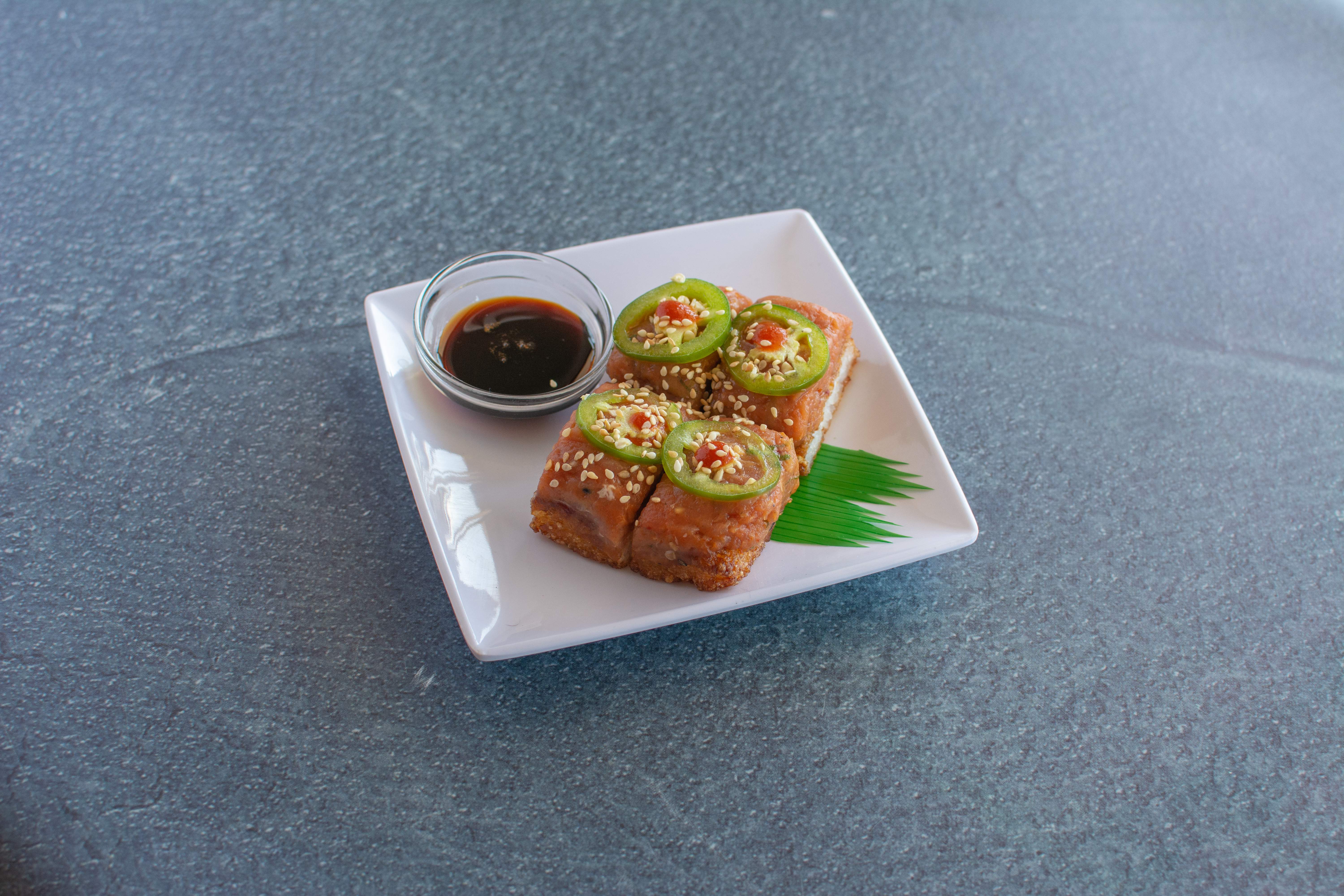 Order Crispy Rice with Spicy Tuna food online from Goyen Sushi & Robata store, Long Beach on bringmethat.com