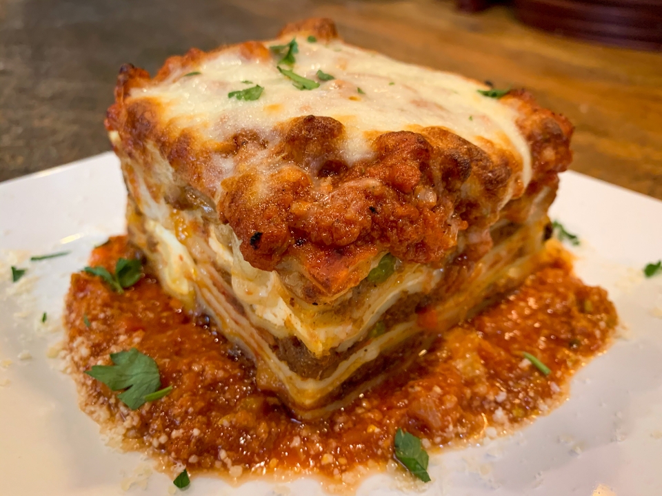 Order Colossal Lasagna food online from Pizza Nostalgia store, Washington on bringmethat.com