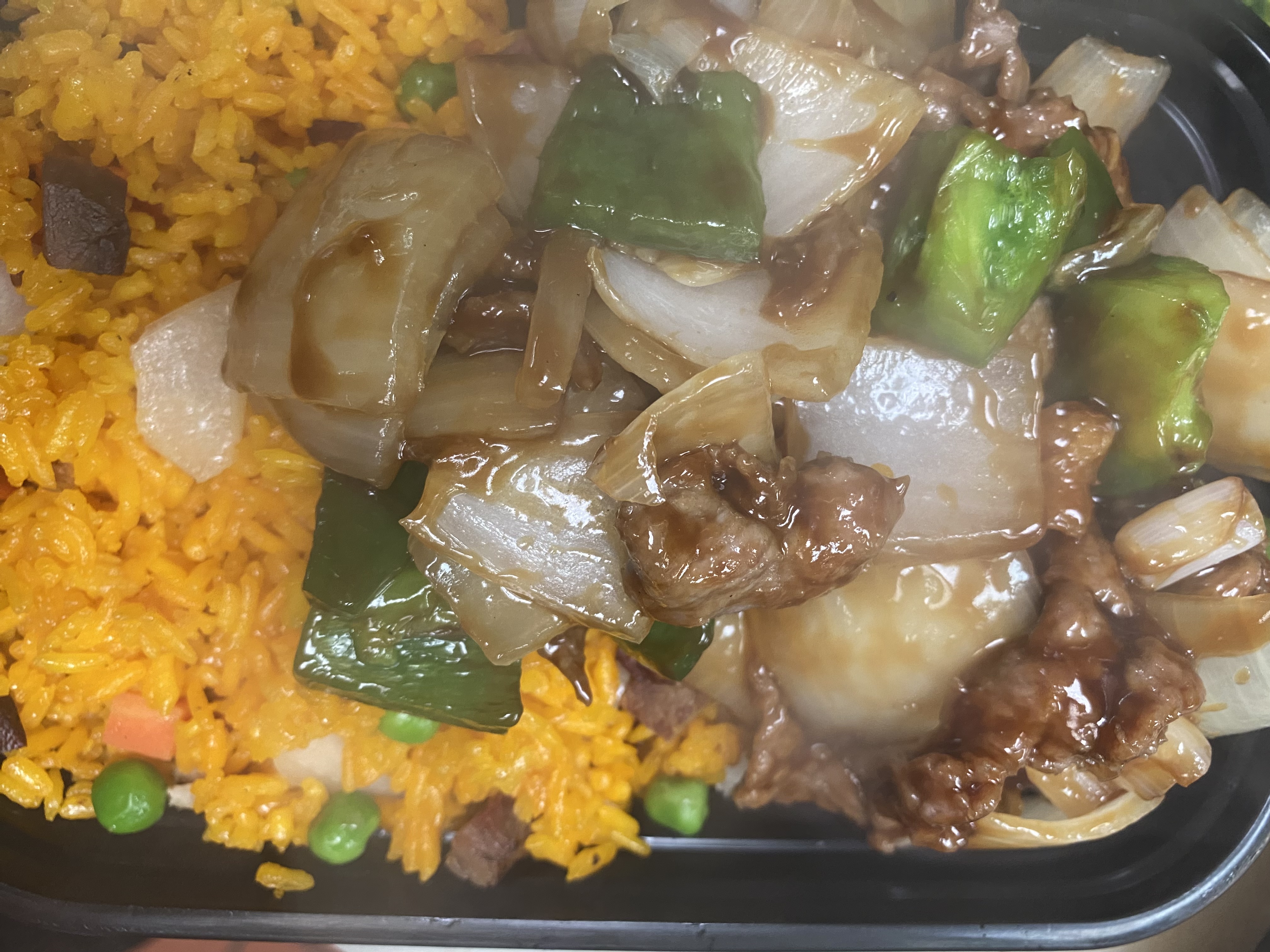 Order C10. Pepper Steak with Onion Combo Plate food online from Chinatown Buffet store, Milford on bringmethat.com