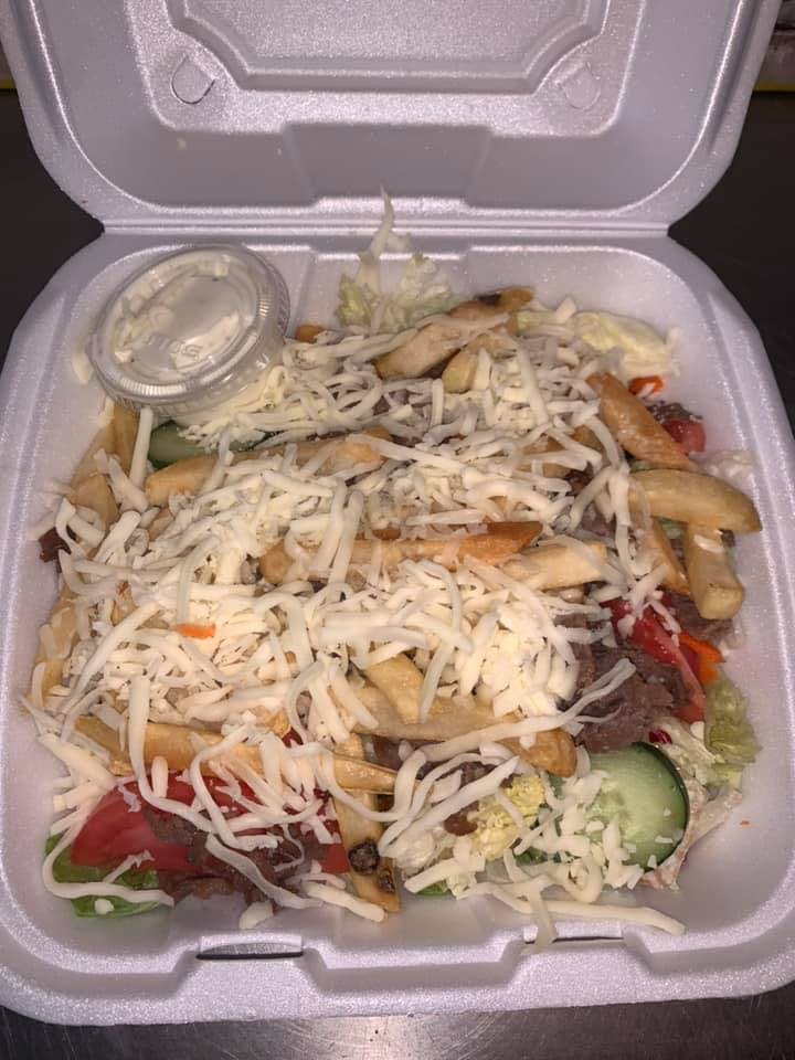 Order Steak Salad - Salad food online from Ron's Pizza Palace store, Pittsburgh on bringmethat.com