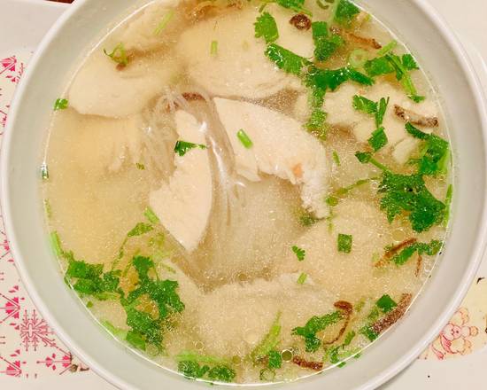 Order Chicken Noodle Soup (Hu Tieu Ga) food online from Thanh Tam Ii store, San Francisco on bringmethat.com