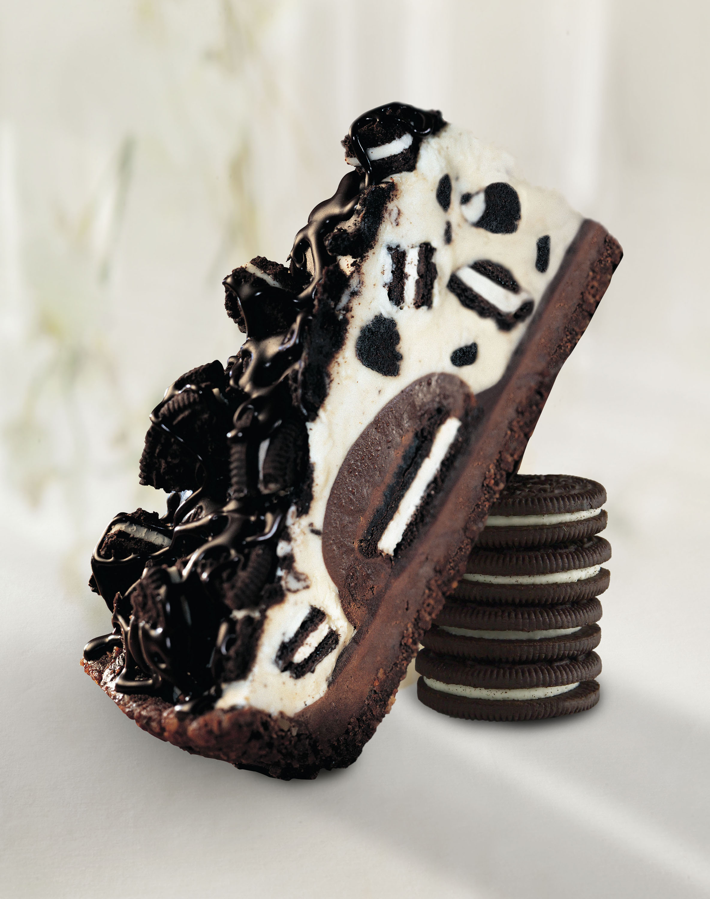 Order Oreo® Cookie Bash food online from Streetcar store, San Diego on bringmethat.com