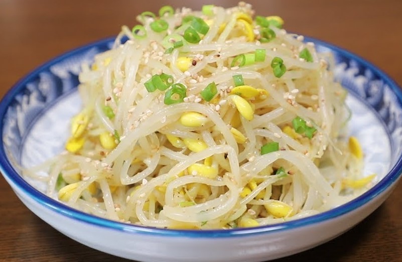 Order Bean sprouts(S) food online from Mom store, Santa Monica on bringmethat.com