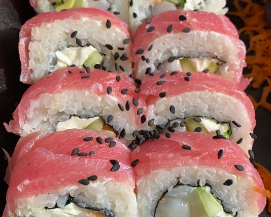 Order Tuna Roll food online from Nozomi Sushi Food Truck store, San Ysidro on bringmethat.com