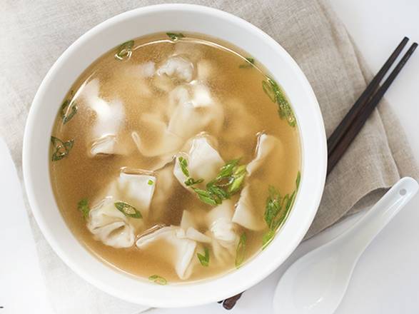 Order Wonton Soup food online from Happy Inn Chinese Cuisine store, Rosemont on bringmethat.com