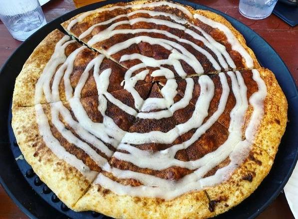 Order Cinnamon Roll Pizza food online from TailGate Brewery Chattanooga store, Chattanooga on bringmethat.com
