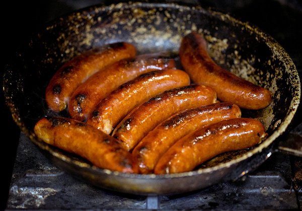 Order Hot Links a la Carte food online from Windy City Pizza store, San Mateo on bringmethat.com