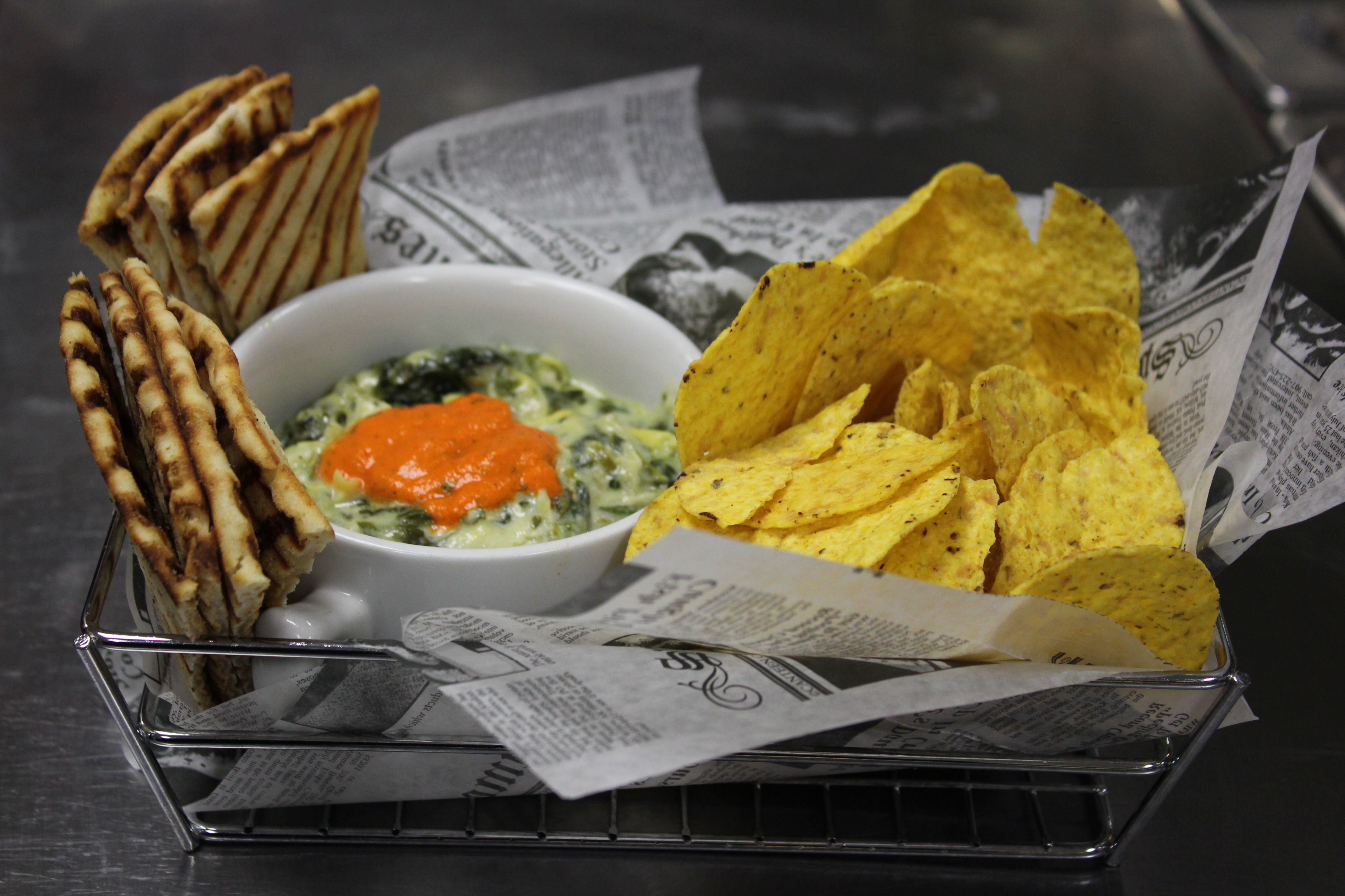 Order Spinach Artichoke Dip  food online from The Good Life store, Massapequa Park on bringmethat.com