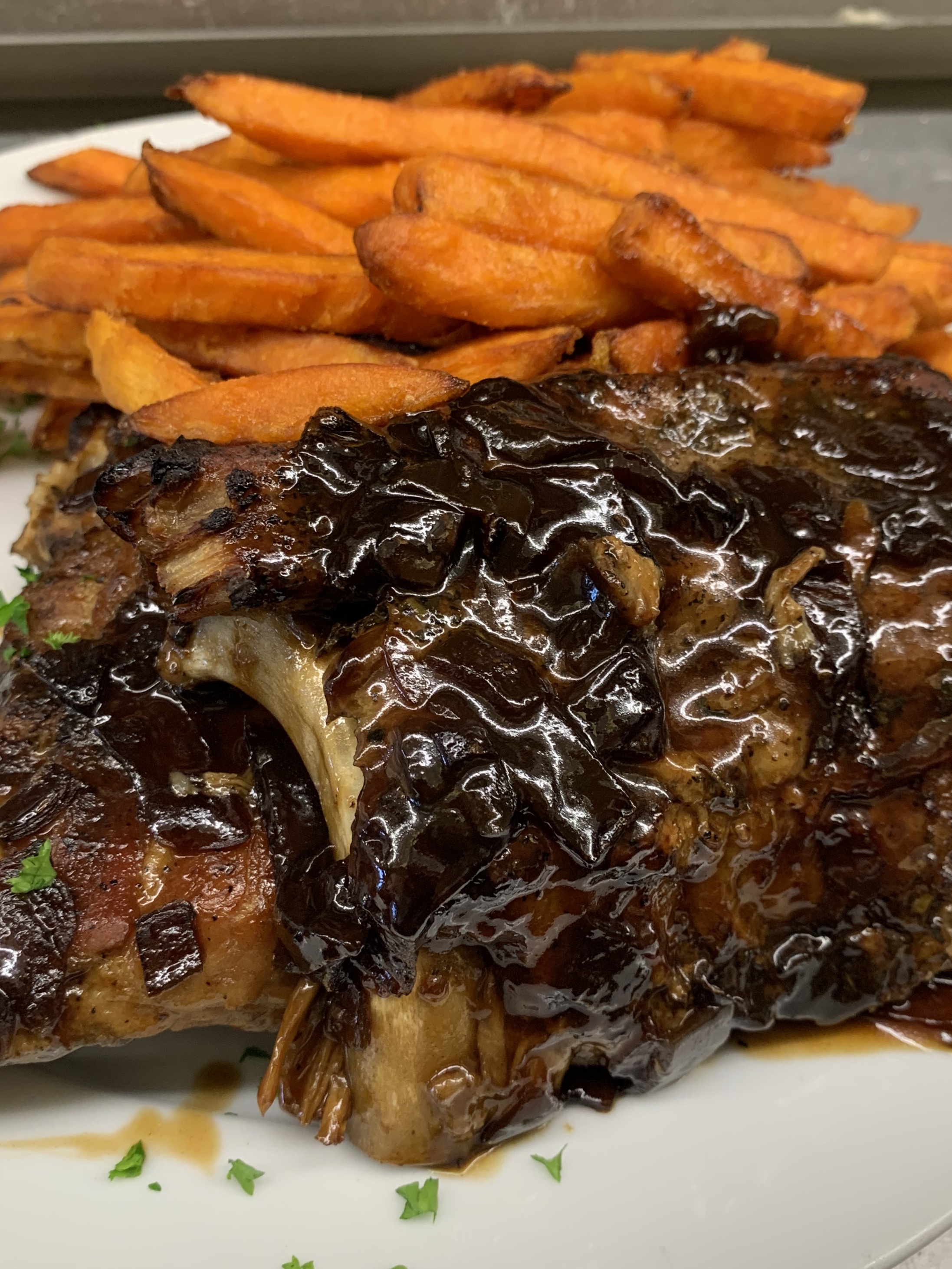 Order 1/2 RACK BBQ Baby Back Ribs food online from Mark Twain Diner Restaurant store, Union on bringmethat.com