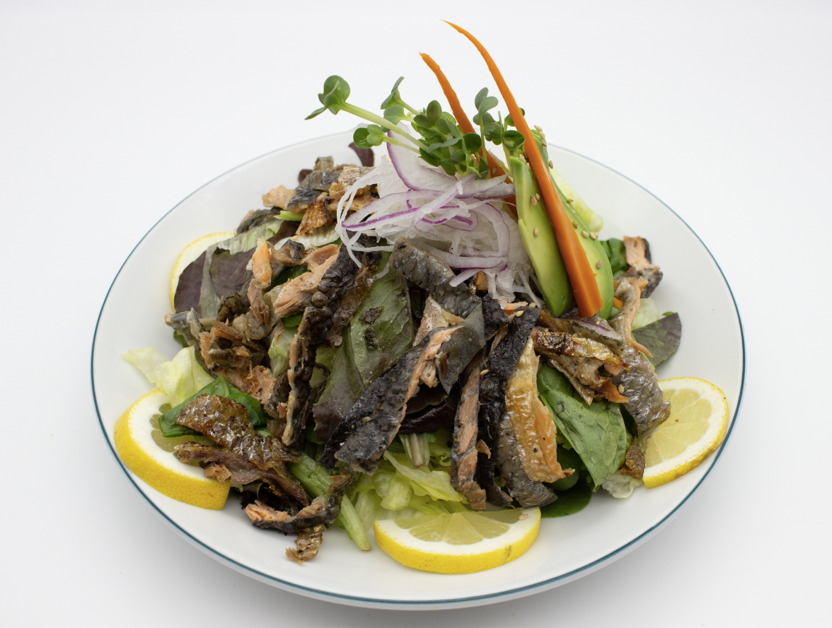 Order Salmon Skin Salad food online from Sushiaru store, Victorville on bringmethat.com