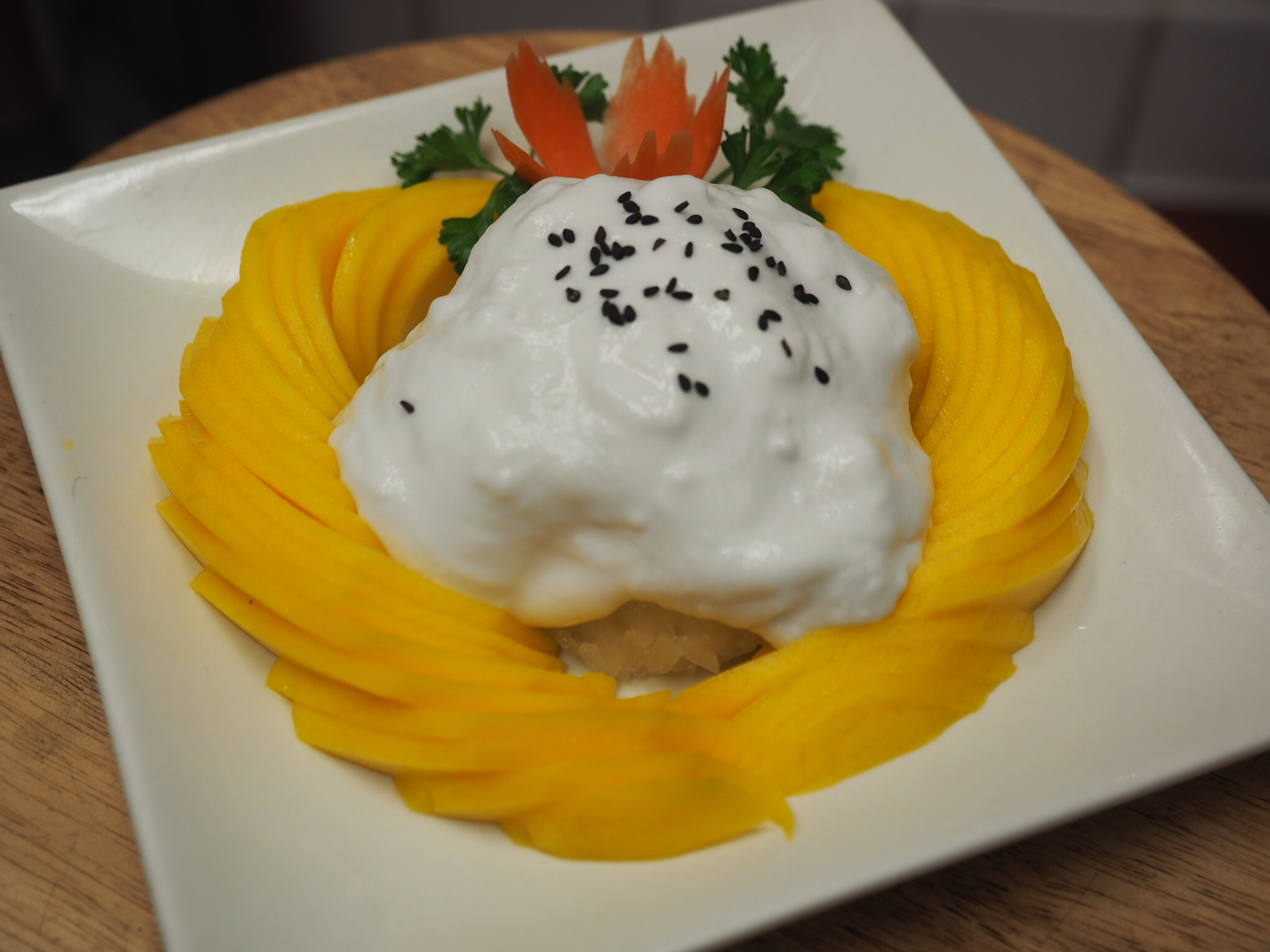 Order Mango with Sweet Sticky Rice food online from Smile Thai store, Harbor City on bringmethat.com