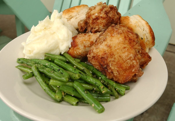 Order Southern Fried Chicken food online from Sutton cafe store, New York on bringmethat.com