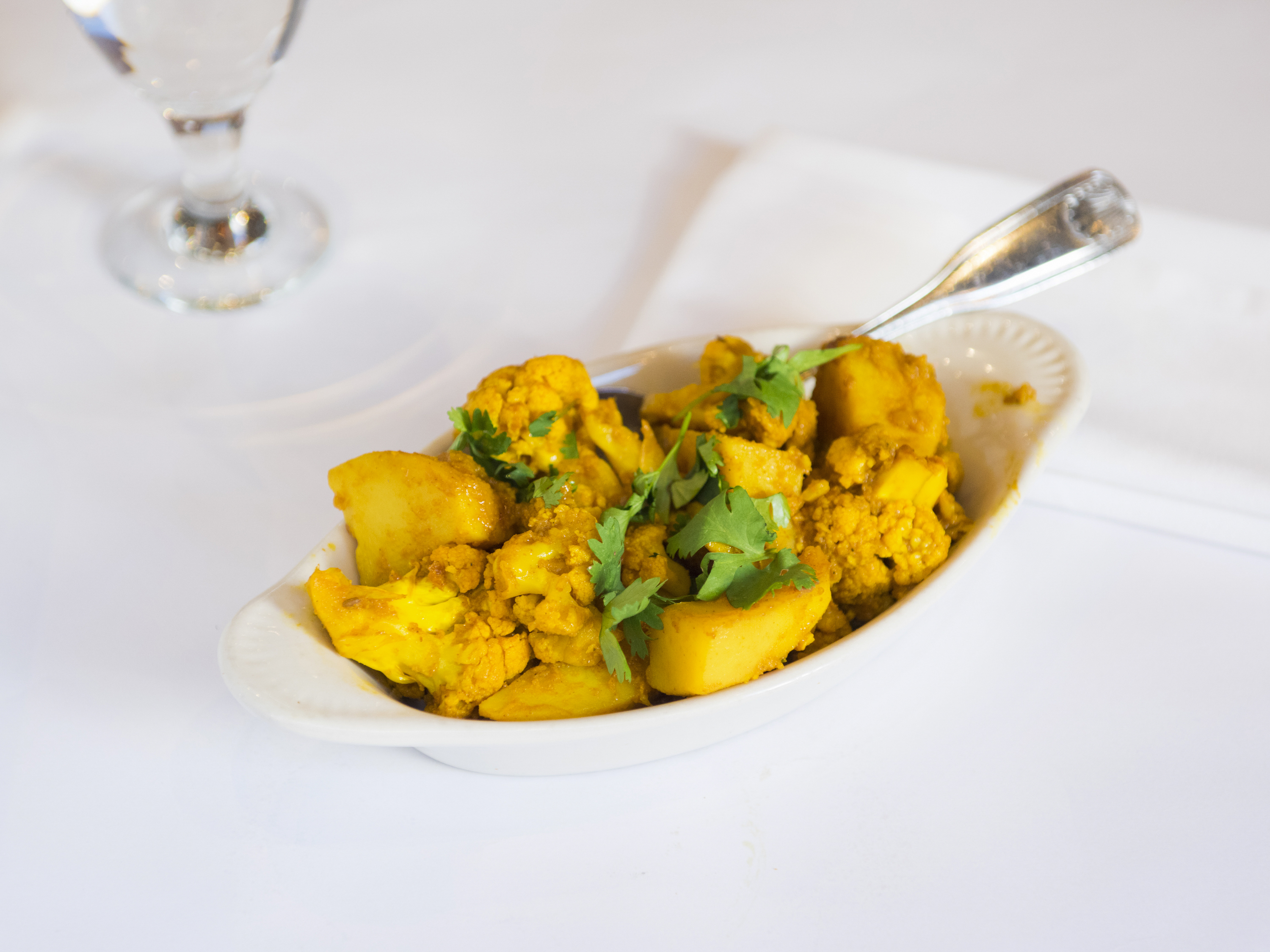 Order Aloo Gobi food online from Tandoori Mahal Indian Restaurant store, San Francisco on bringmethat.com