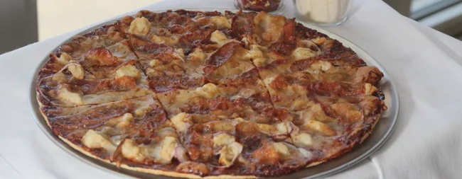 Order Bbq Chicken Pizza food online from Cecil Whittaker Pizzeria store, Ballwin on bringmethat.com