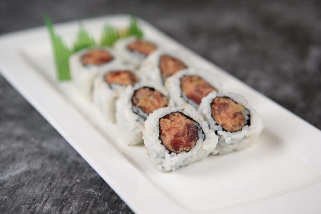Order Spicy Tuna Roll food online from Genki Ya Organic Sushi store, Boston on bringmethat.com