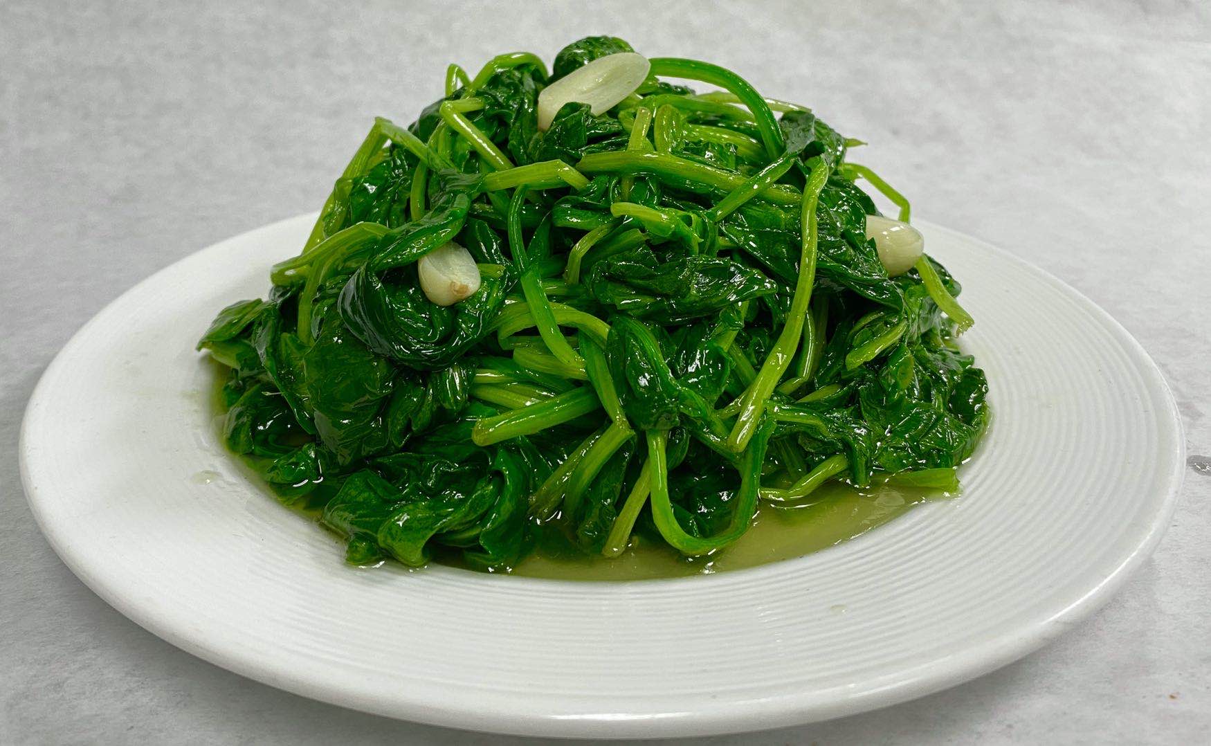 Order 99. Sauteed Spinach food online from Pig Heaven store, New York on bringmethat.com