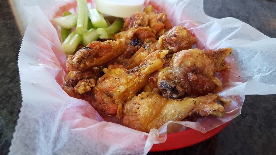Order Jumbo Chicken Wings - 10 Pieces food online from  Giuseppe's Pizza Shop store, Keeseville on bringmethat.com