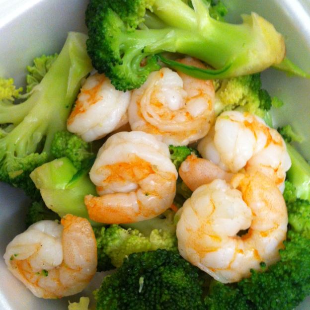 Order K4 Steam Shrimp and Steam Broccoli food online from Lia's Kitchen store, Lufkin on bringmethat.com