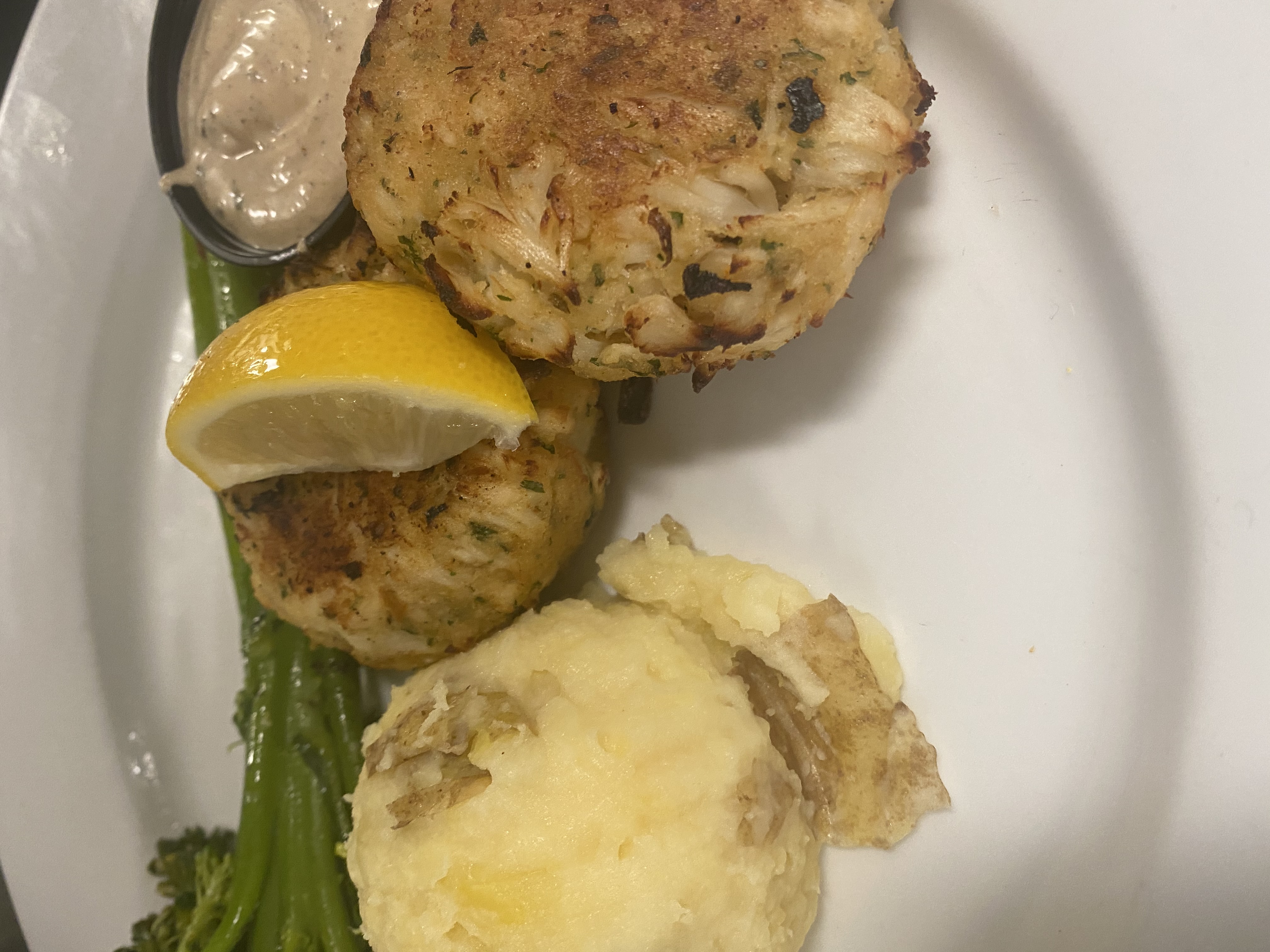 Order Crab Cakes  food online from Cj Finz Raw Bar & Grille store, Manassas on bringmethat.com