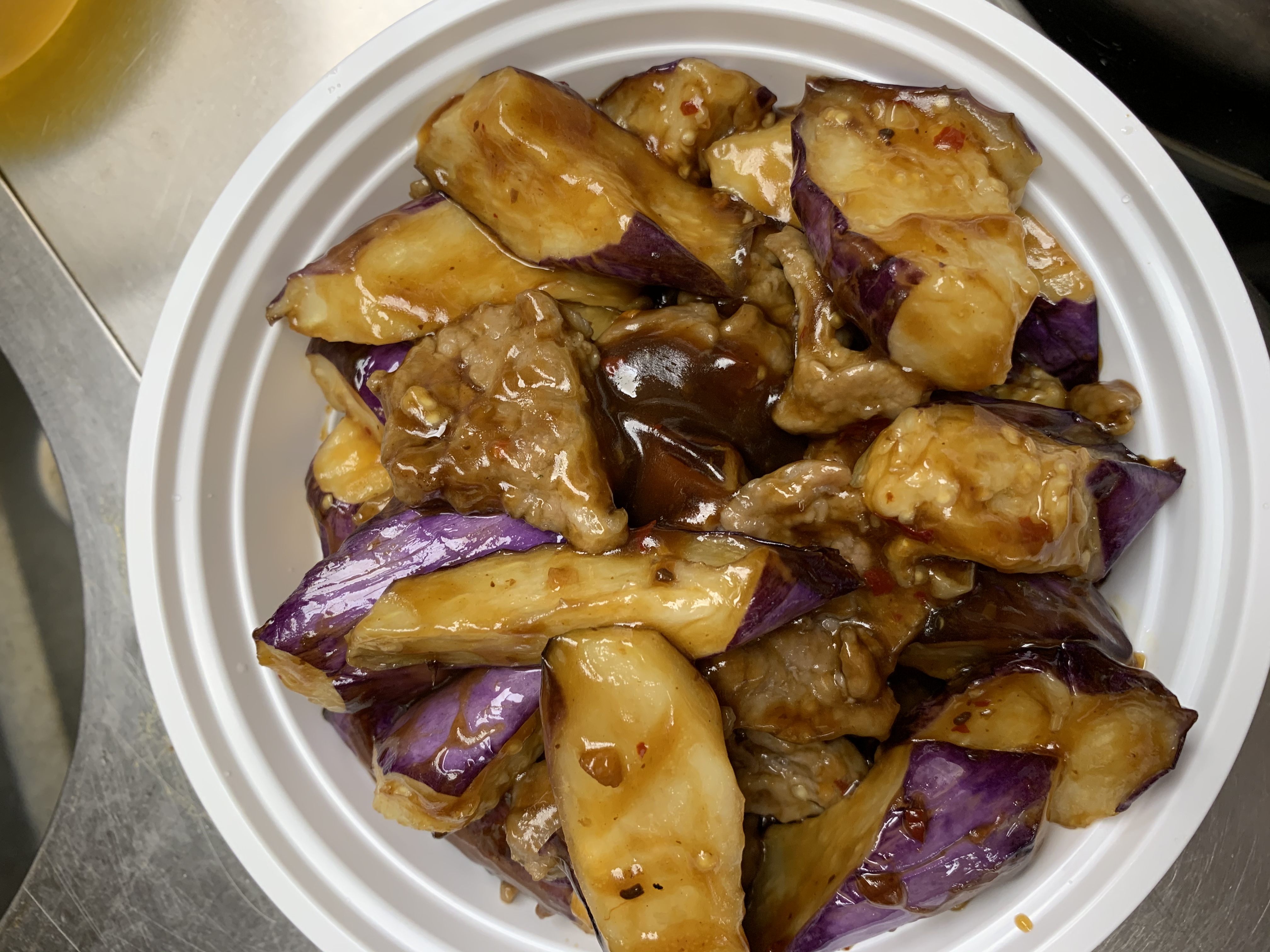 Order 71. Chicken with Eggplant in Garlic Sauce food online from New Jumbo Taste store, New Hyde Park on bringmethat.com