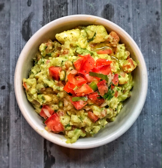 Order Side of Guacamole  food online from ESQUELETO TAQUERIA store, Brooklyn on bringmethat.com