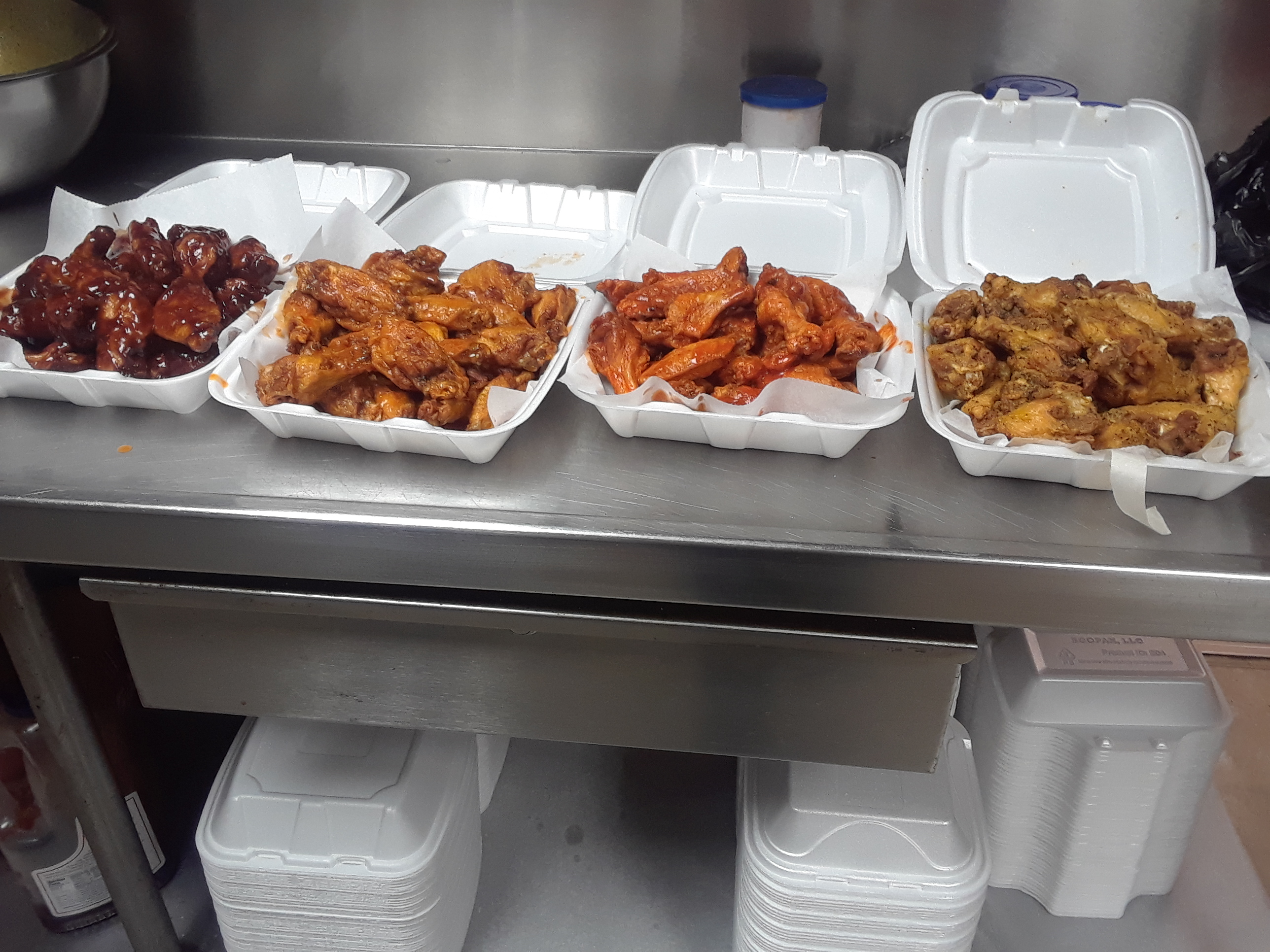 Order Chicken Wings food online from Mike's Steakhouse store, Buffalo on bringmethat.com