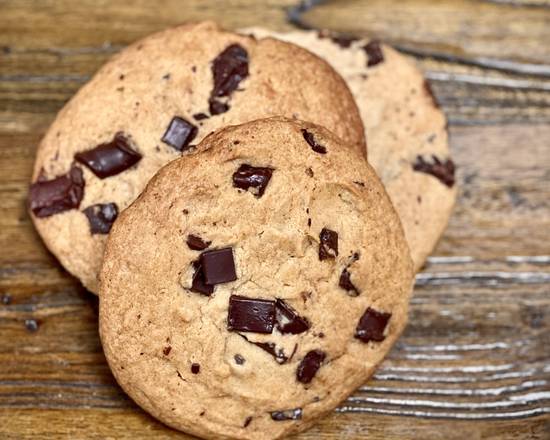 Order Large Chocolate Chip Cookie food online from My Three Sons Bagels store, Garden City on bringmethat.com