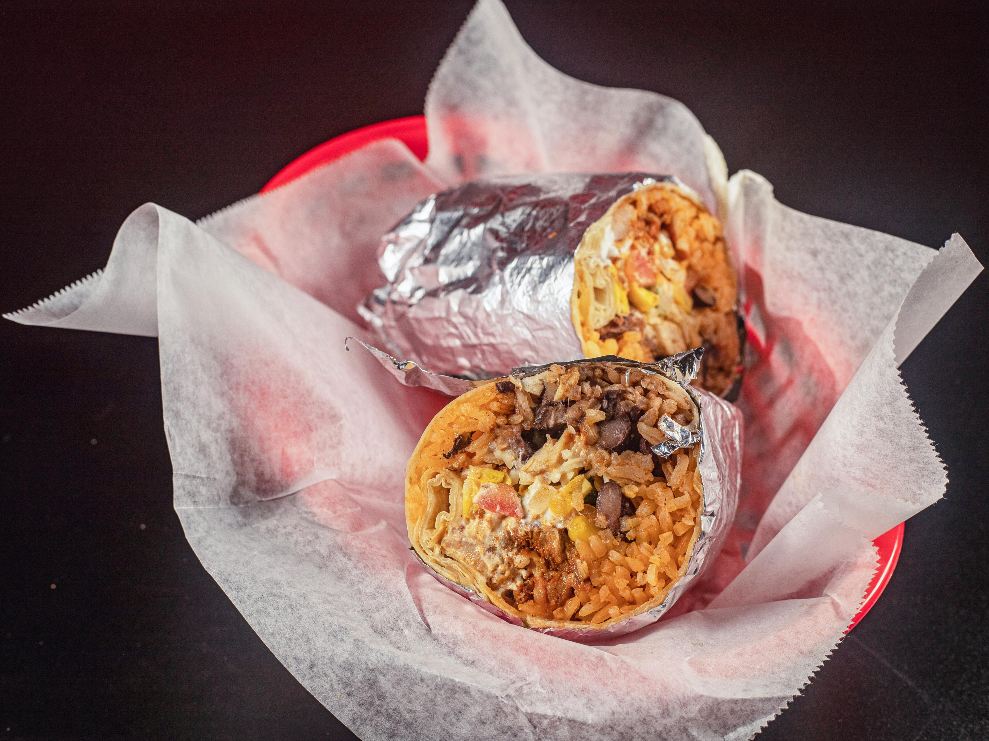 Order Chicken Burrito food online from Salsas Burrito Grill store, Portsmouth on bringmethat.com