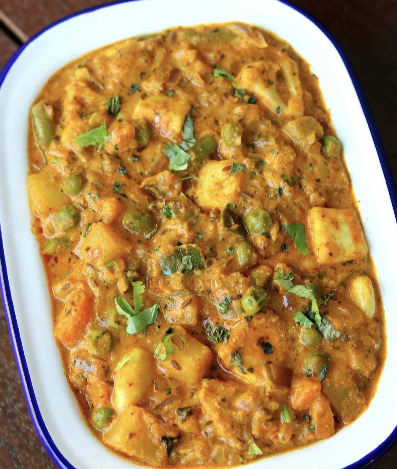 Order Mixed Vegetable Curry food online from King of Tandoor Fine Indian Restaurant store, Philadelphia on bringmethat.com