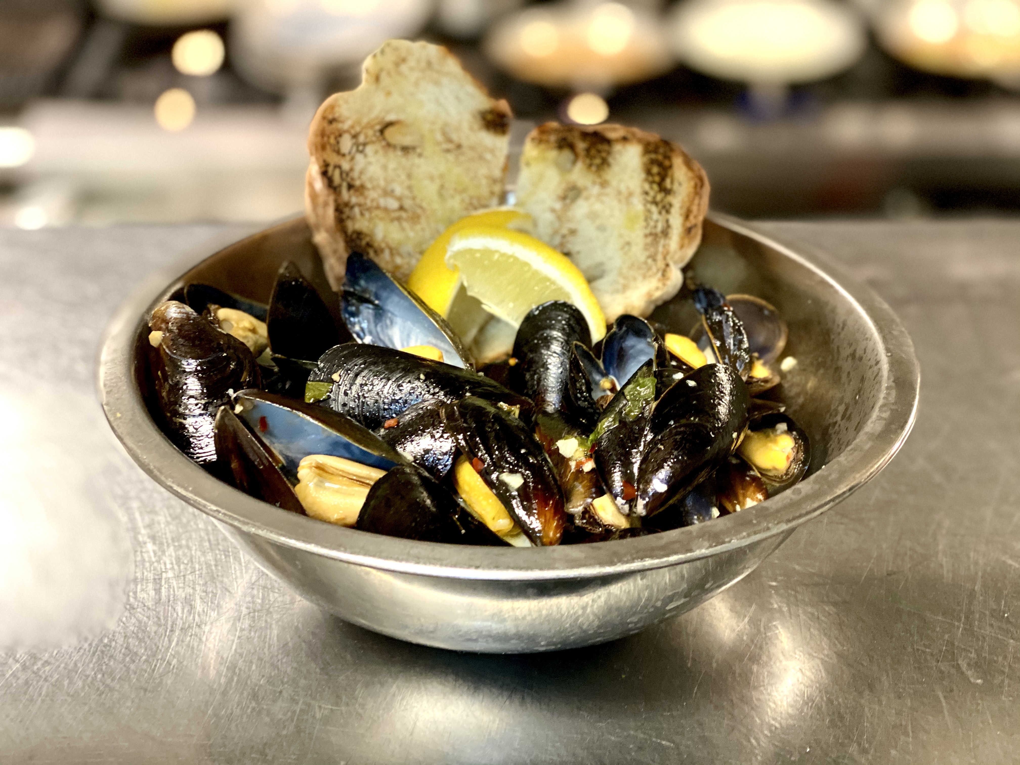 Order Steamed Mussels food online from Calabria Ristorante store, Millbury on bringmethat.com