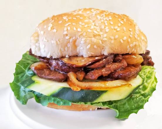 Order Beefless Grateful Burger with Rainbow Salad food online from Loving Hut store, Tempe on bringmethat.com