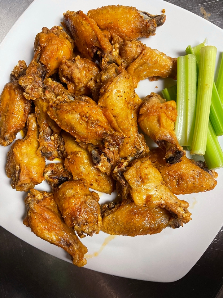 Order 18 Wings food online from New York J and P Pizza store, Mount Airy on bringmethat.com