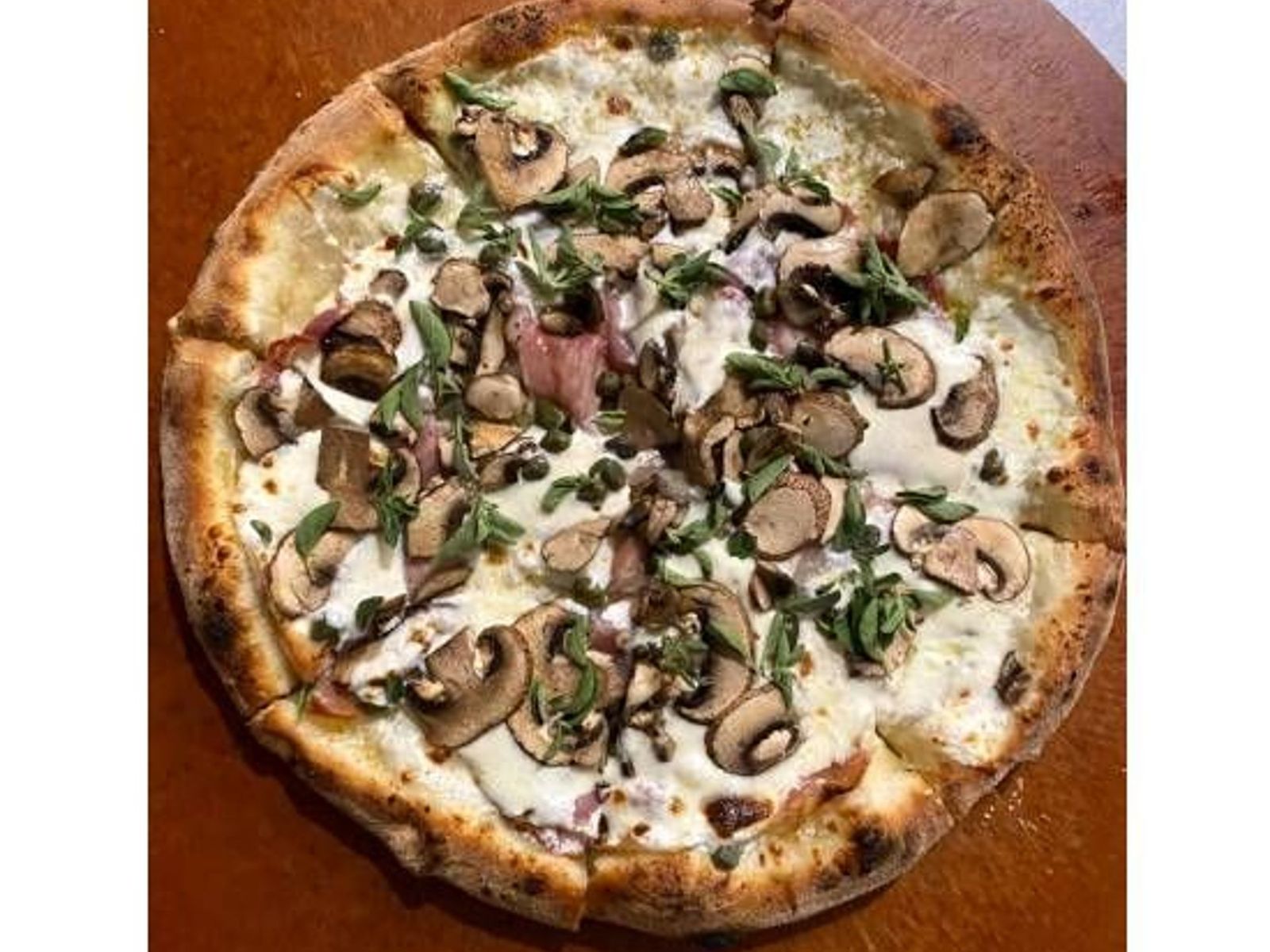 Order Cotto Funghi food online from Bollo Woodfired Pizza store, Houston on bringmethat.com