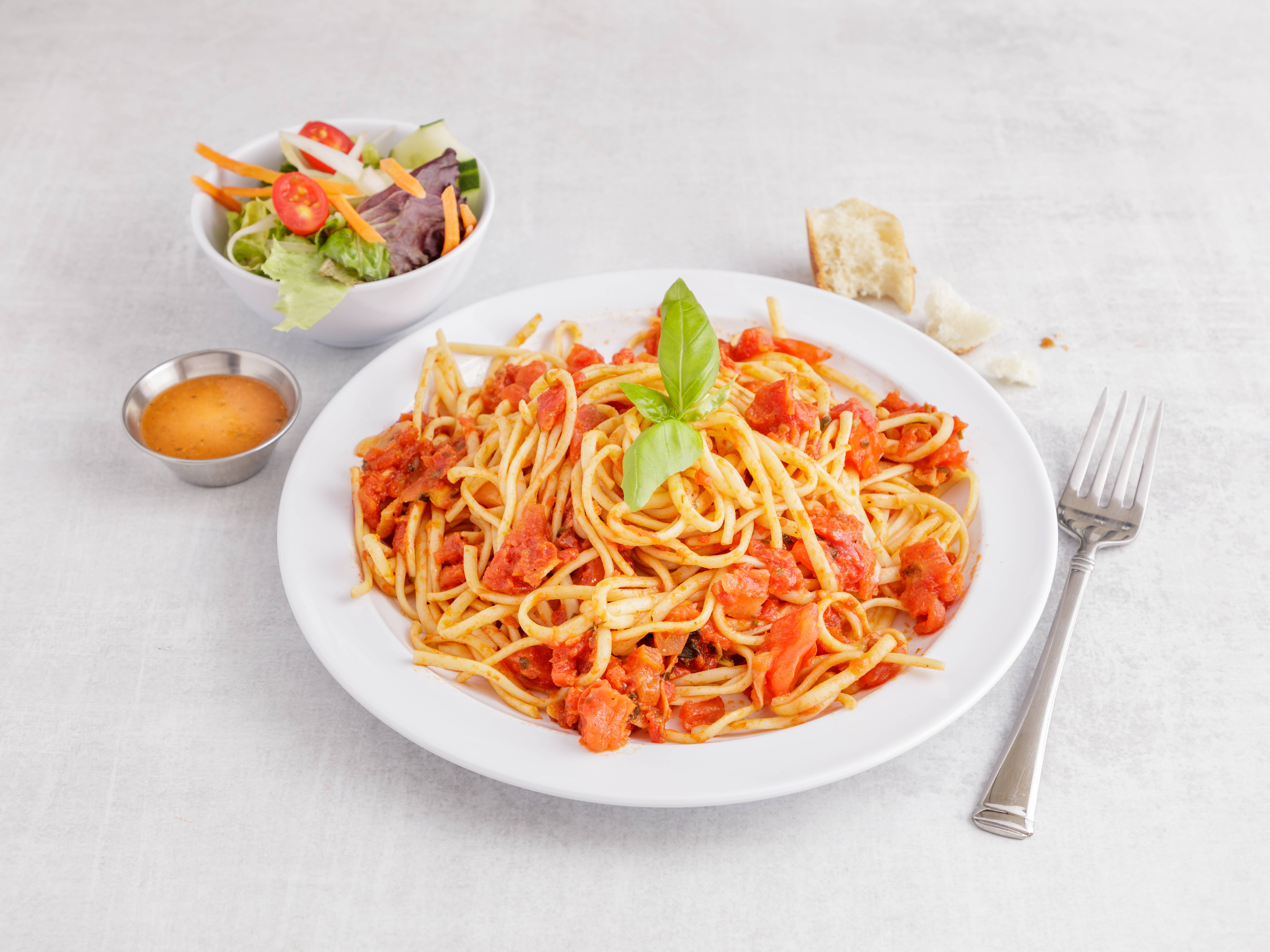 Order Linguine Marinara food online from Capuano Ristorante and Pizzeria store, Princeton Junction on bringmethat.com