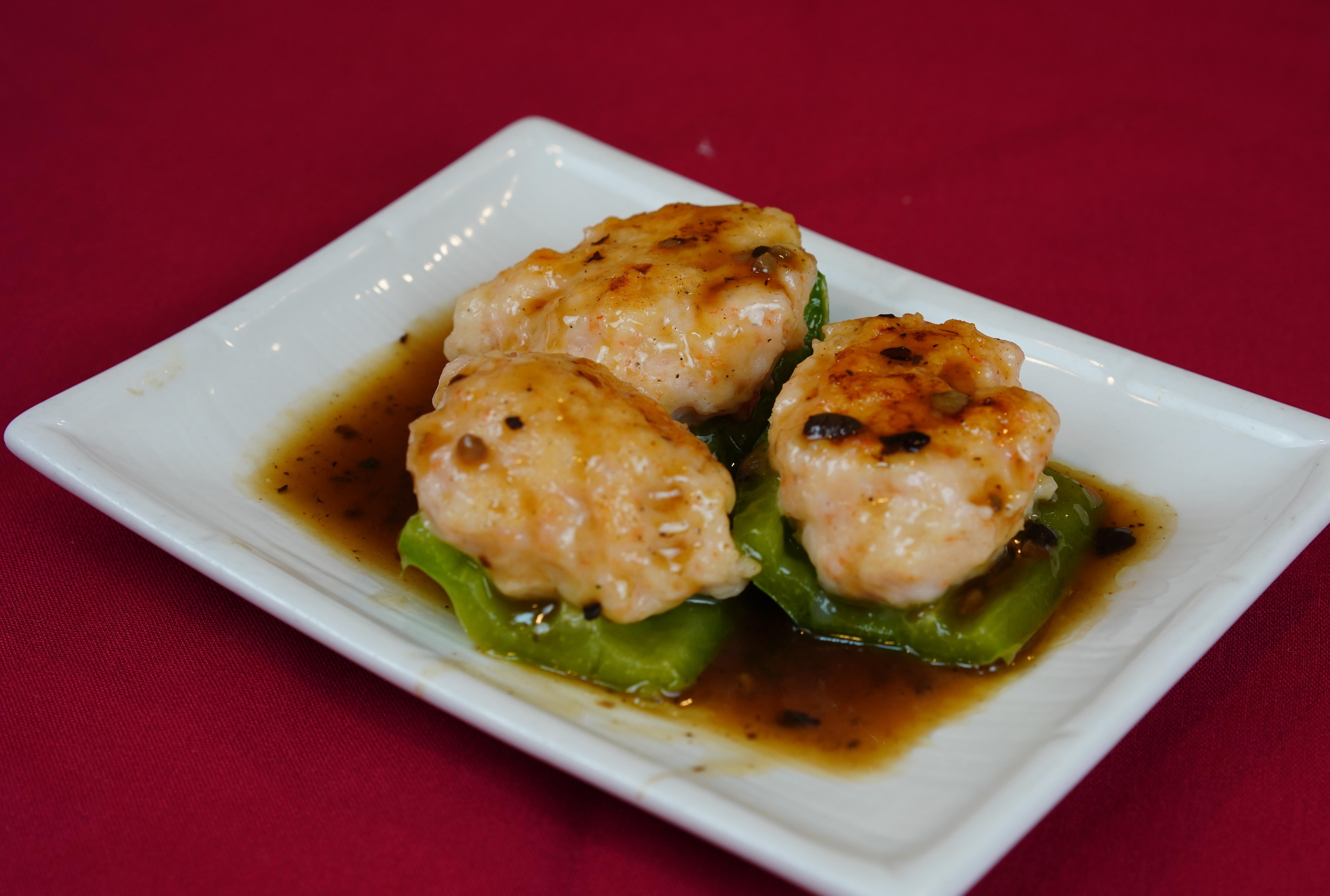 Order Pan fried green pepper with stuffed  shrimp paste 釀青椒 food online from Golden Coast store, San Francisco on bringmethat.com