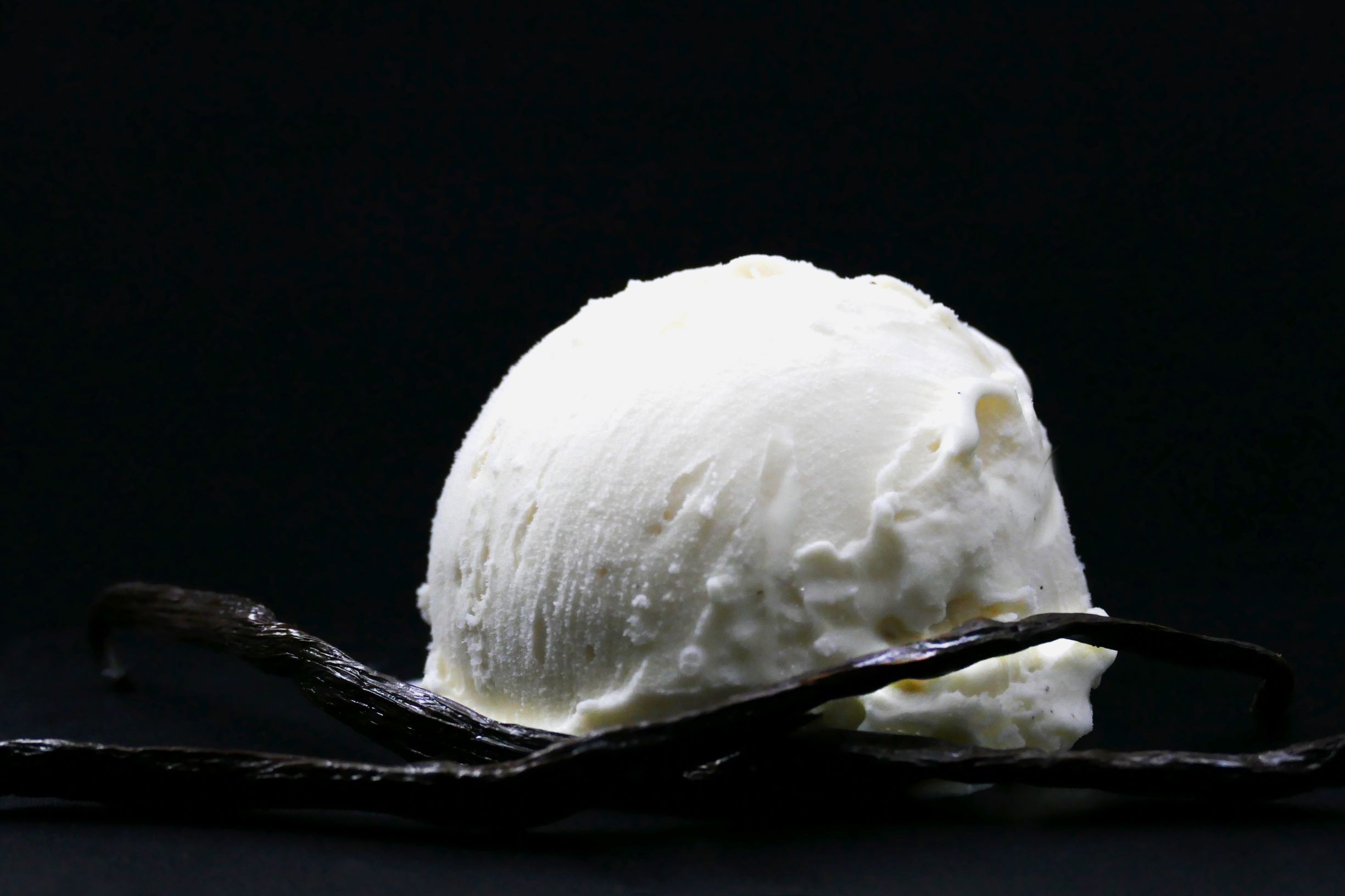 Order Classic Vanilla Ice Cream food online from Milkster Nitrogen Creamery - store, Northville on bringmethat.com