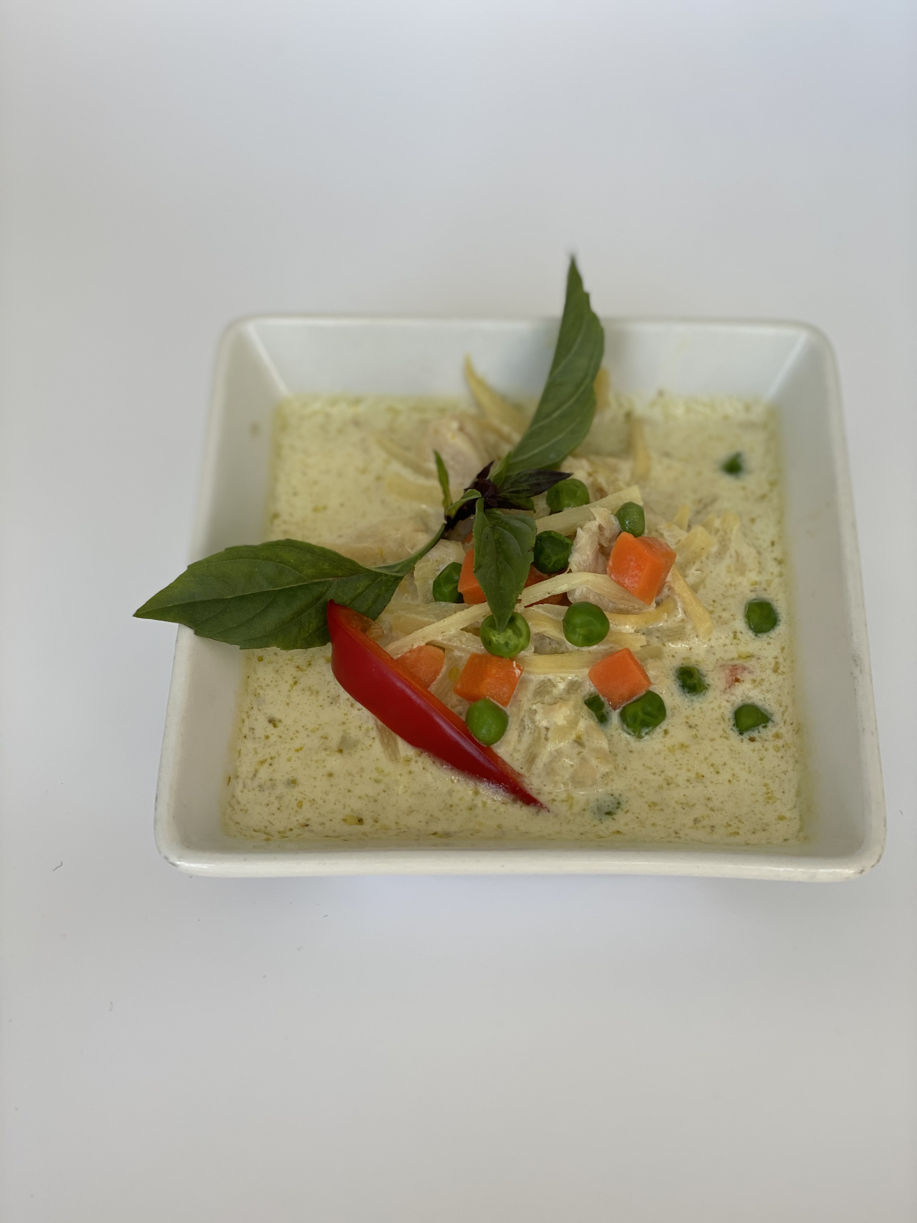 Order Green Curry food online from Spices Thai kitchen store, San Diego on bringmethat.com