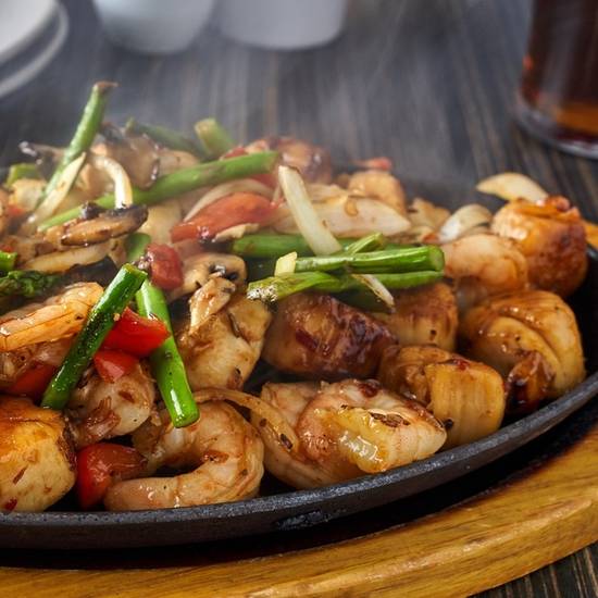 Order Shanghai Shrimp & Scallops food online from Ling &amp; Louie Asian Bar & Grill store, Meridian on bringmethat.com