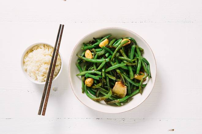Order Sautéed String Beans (Small) food online from Jen's Chinese Food & Catering store, Seaford on bringmethat.com