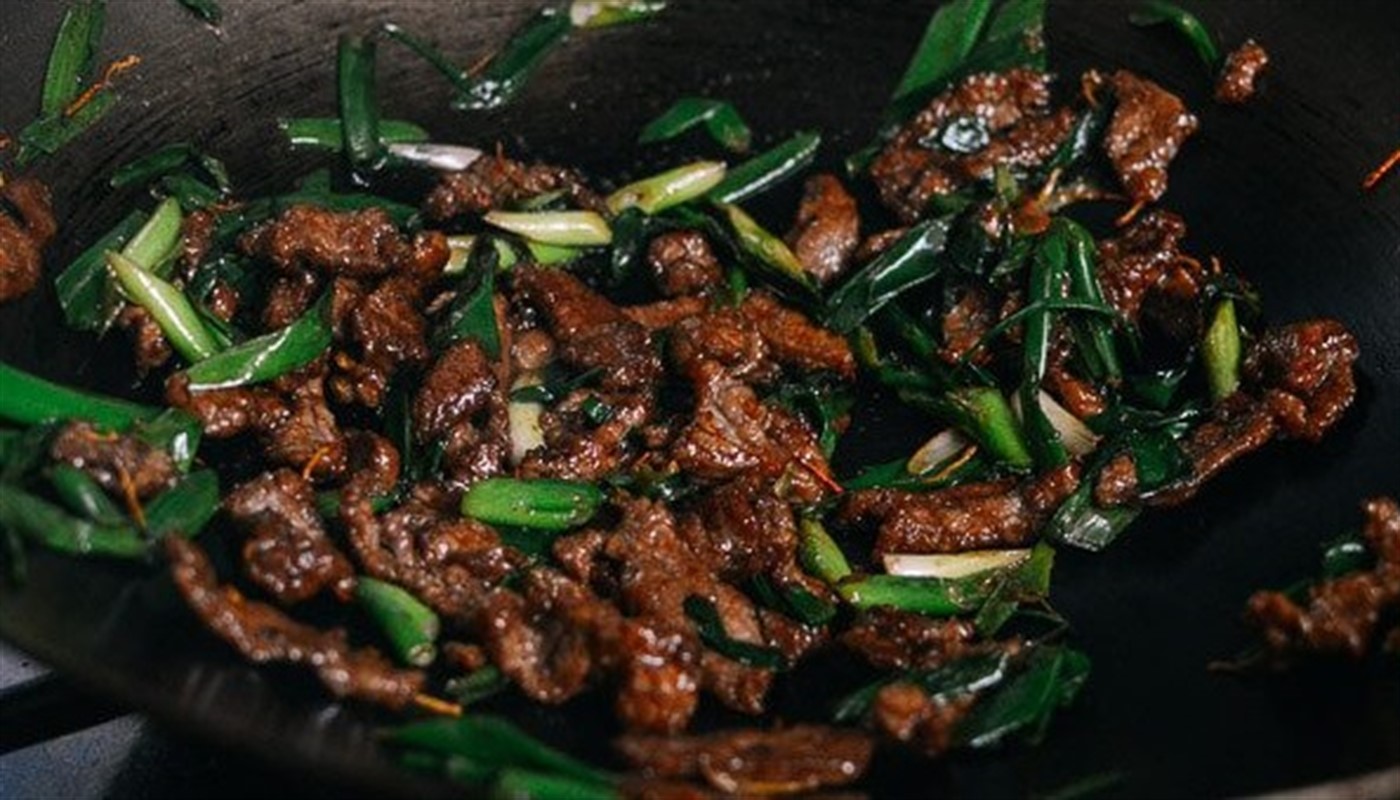 Order S21. Mongolian Beef  蒙古牛 food online from China King store, Pikesville on bringmethat.com