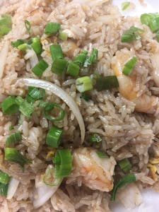 Order E14. Khao Pad food online from Lemongrass Cafe store, Louisville on bringmethat.com