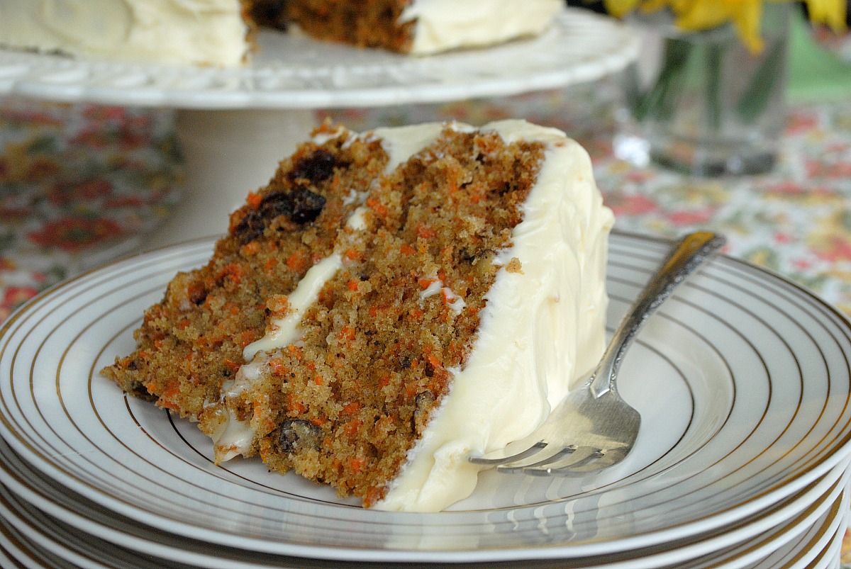 Order Carrot Cake food online from Windy City Pub store, Leawood on bringmethat.com
