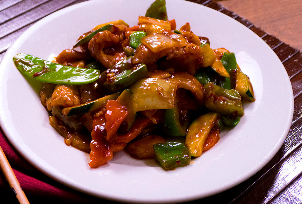 Order Beef with Garlic Sauce鱼香牛 food online from Oriental Kitchen store, Philadelphia on bringmethat.com