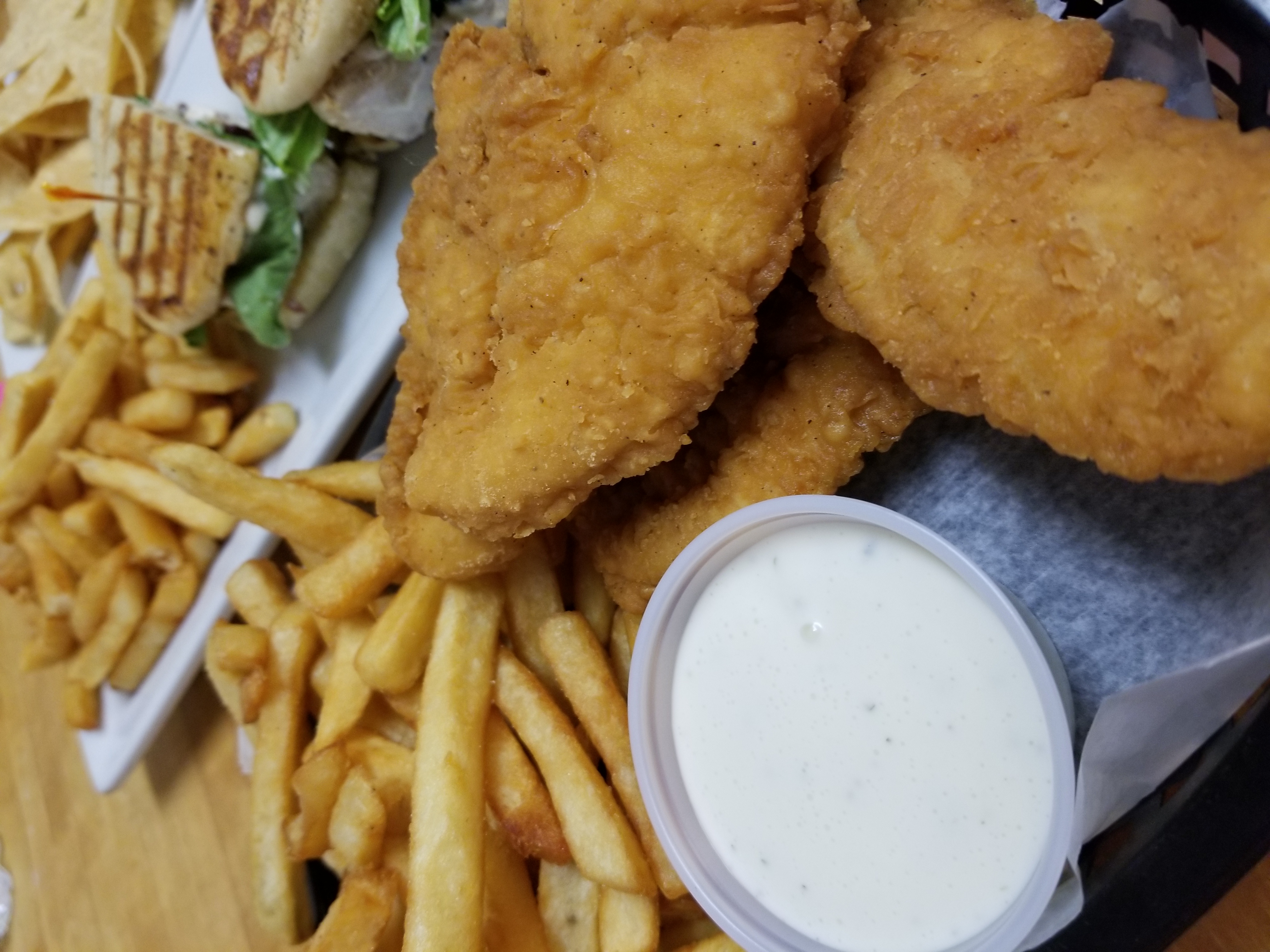 Order Chicken Tenders food online from Sandyes Cafe store, Schenectady on bringmethat.com