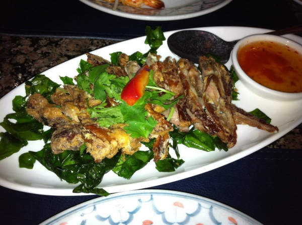 Order 29. Ped-Tod-Ka-Na-Grob food online from Manoras Thai Cuisine store, San Francisco on bringmethat.com