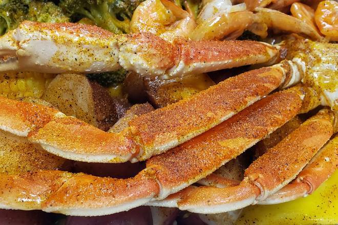 Order One Snow Crab Cluster and Shrimp (1/2 lb) Combo food online from Fishermans Island store, Country Club Hills on bringmethat.com