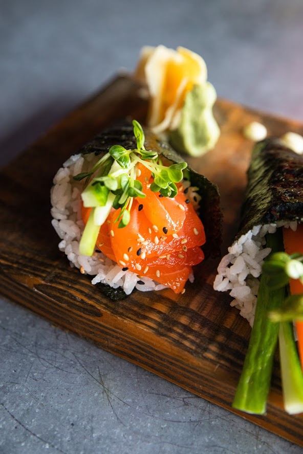 Order Spicy Salmon Hand Roll food online from Bay Park Fish Company store, San Diego on bringmethat.com