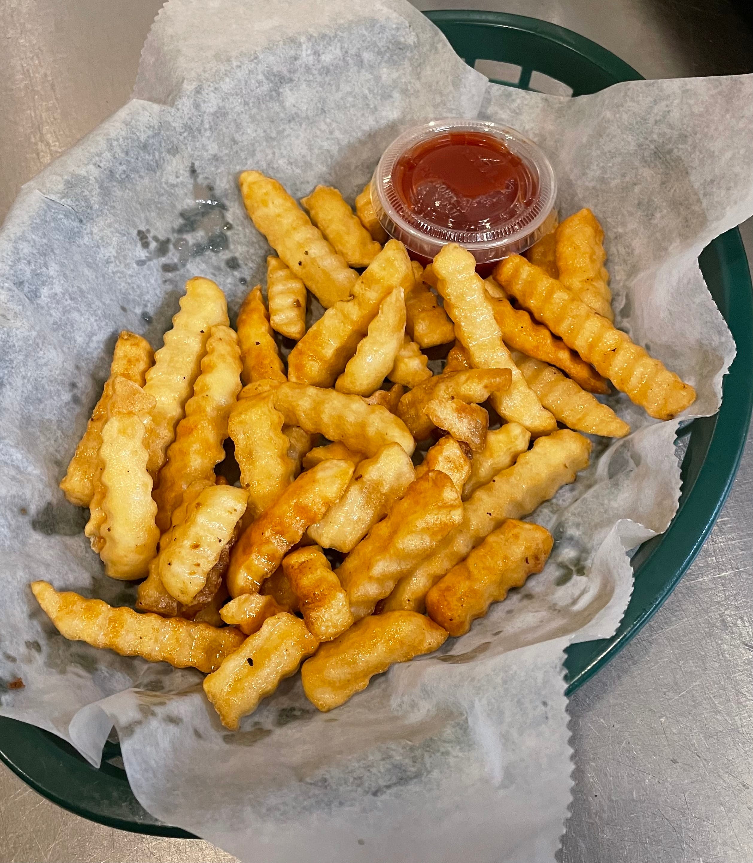 Order French Fries - Appetizer food online from Brooklyn Pizza & Pasta store, Cincinnati on bringmethat.com