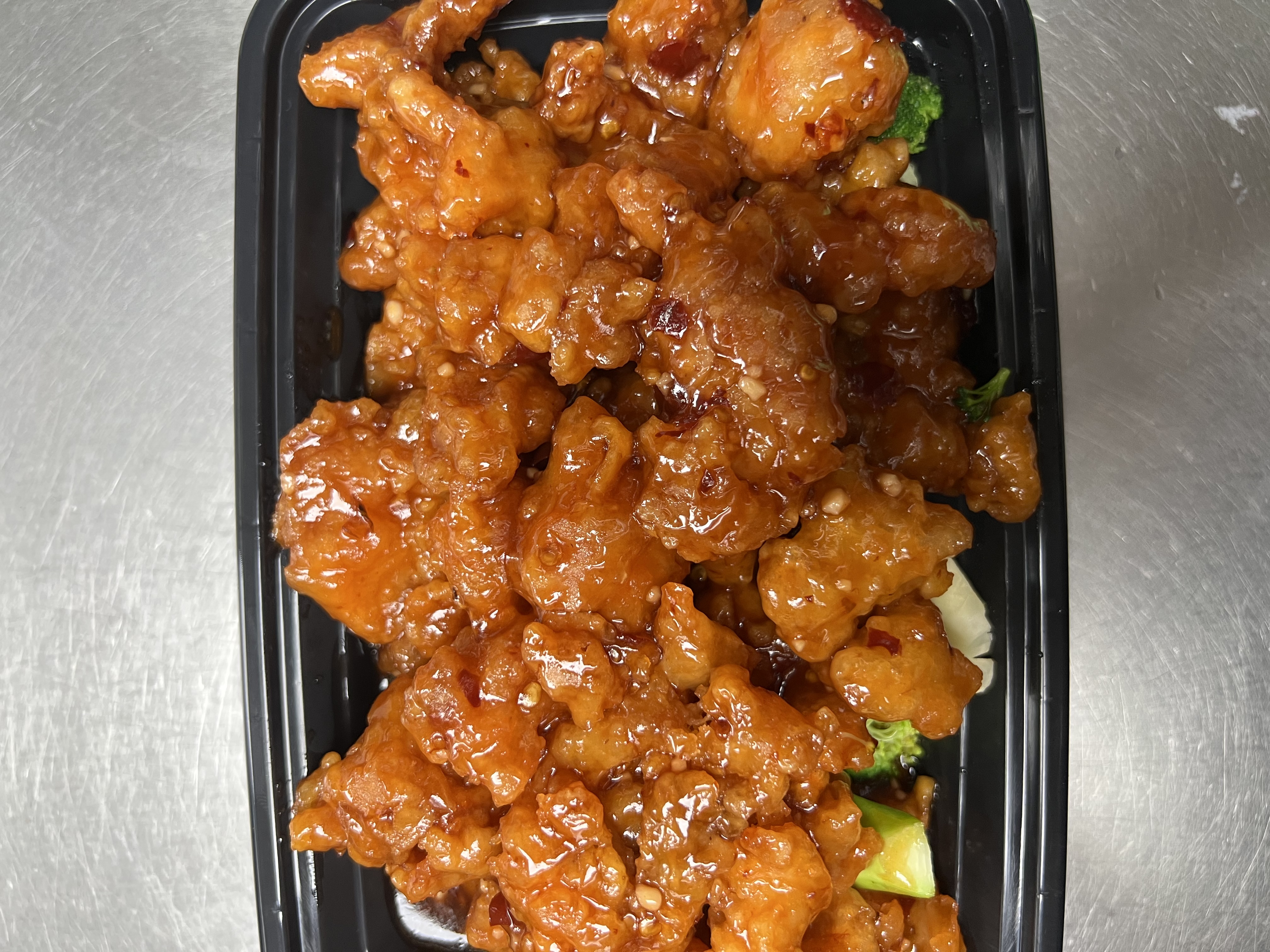 Order H3. General Tso's Chicken Special food online from King Chef store, West Haven on bringmethat.com