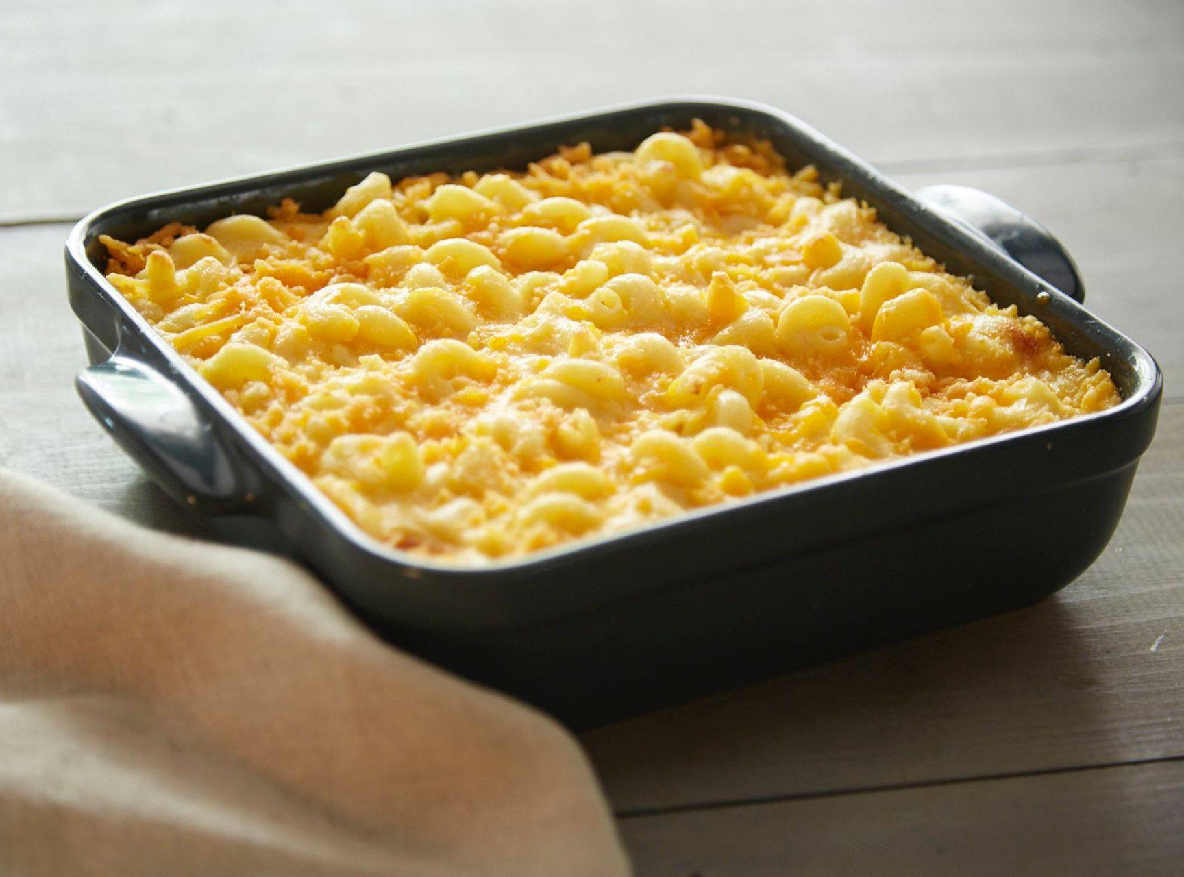 Order Double Cheddar Macaroni & Cheese food online from Honeybaked Ham store, Columbia on bringmethat.com